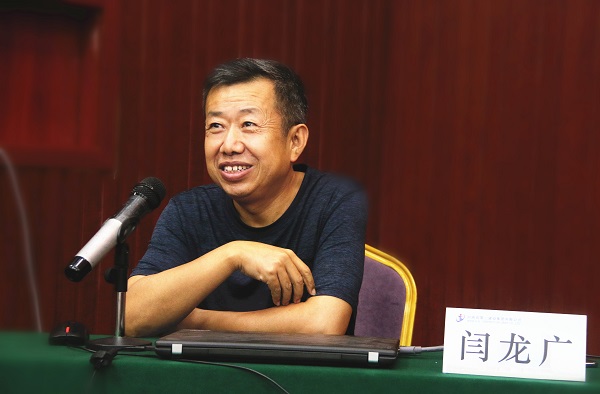 安博官方网站-安博anbo(中国)
副总经理闫龙广告诫新员工要时刻树立安全意识.jpg 安博官方网站-安博anbo(中国)
副总经理闫龙广告诫新员工要时刻树立安全意识.jpg