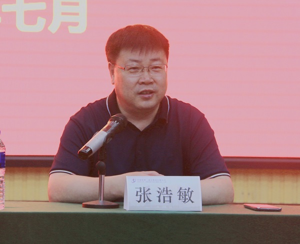 安博官方网站-安博anbo(中国)
人力资源总监张浩敏就新员工个人成长作分享交流.jpg 安博官方网站-安博anbo(中国)
人力资源总监张浩敏就新员工个人成长作分享交流.jpg