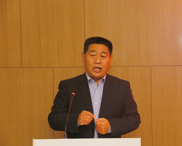安博官方网站-安博anbo(中国)
党委书记张会民主持仪式.jpg 安博官方网站-安博anbo(中国)
党委书记张会民主持仪式.jpg