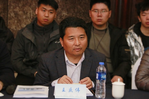 安博官方网站-安博anbo（中国）
副董事长王庆伟发表讲话.jpg
