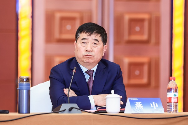 安博官方网站-安博anbo（中国）
副总经理燕中主持会议.jpg